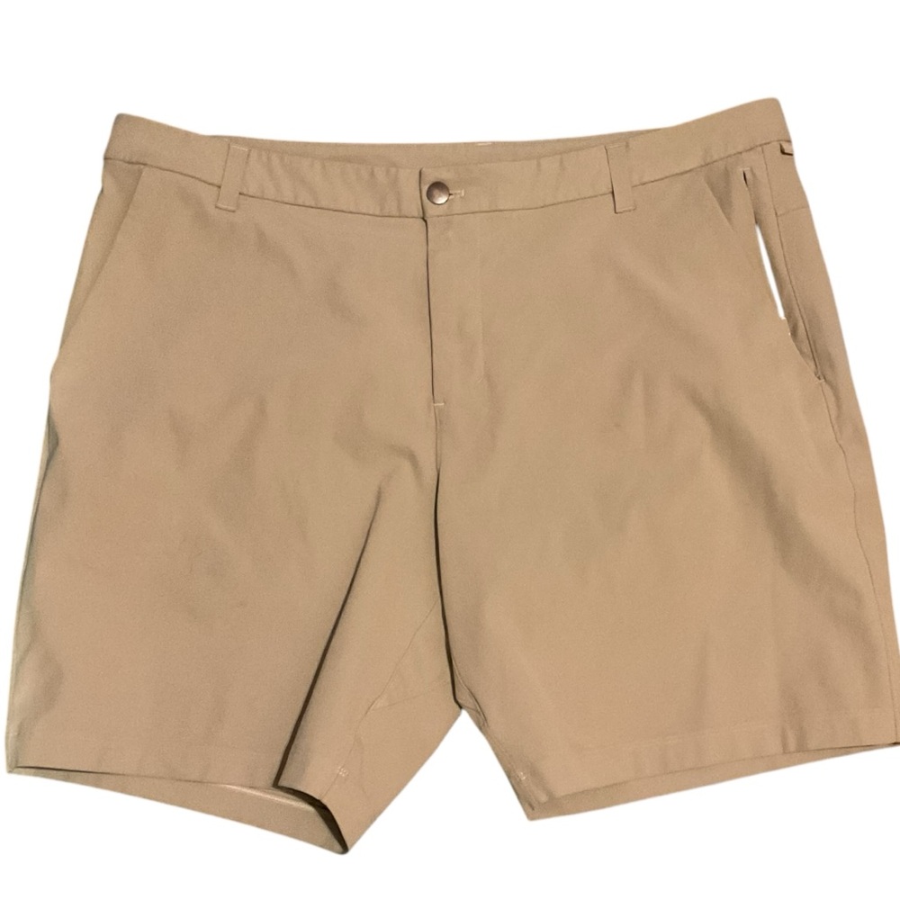 🍋🍋 Lululemon Men's Tan Shorts
